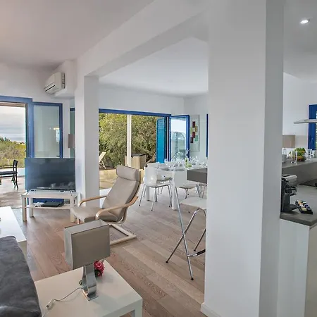 Electra Villa